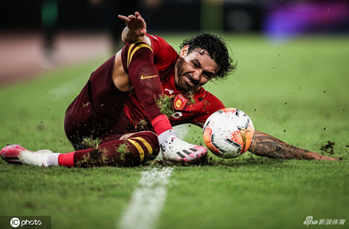 البرازيل تلغي خطة حضور الجماهير لمباراة الأرجنتين بسبب قيود كوفيد-19